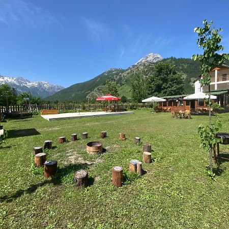 Bujtina Hysa Valbone Buitenkant foto
