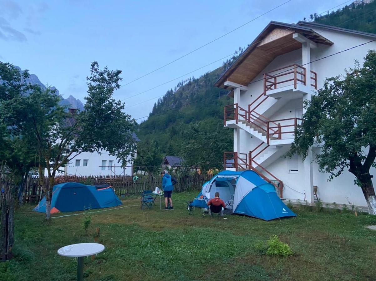 Bujtina Hysa Valbone Buitenkant foto